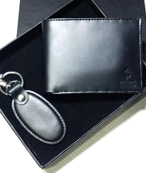 Black Leather Wallet with Keychain – Elegant Everyday Combo
