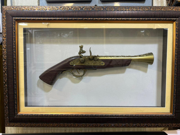 Antique Pirate Pistol — Golden Collectible Replica